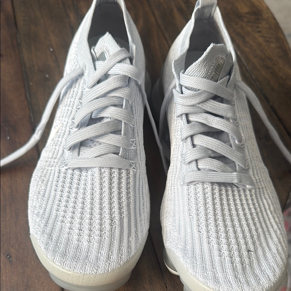 Nike Vapormax Platinum Knit Sneakers